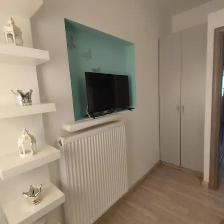 Semesterbostad Isaias House Archipoli